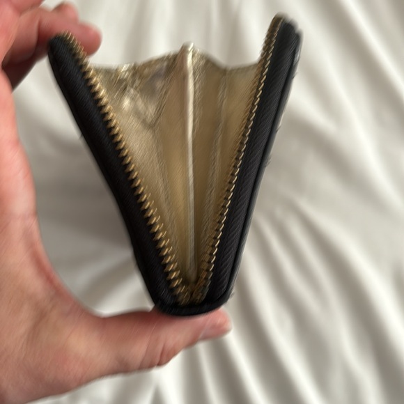 Michael Kors wallet - Picture 4 of 10